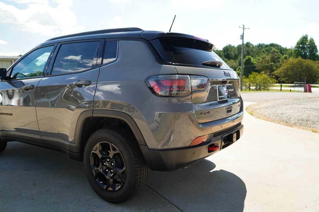 Used 2023 Jeep Compass Trailhawk w/ Trailhawk Elite Group AWD/4WD image 20