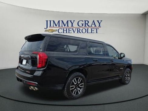 Used 2023 GMC Yukon XL AT4 w/ AT4 Premium Package image 5