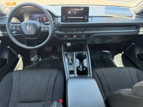Used 2025 Honda Accord LX image 27