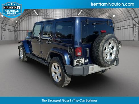 Used 2013 Jeep Wrangler Unlimited Sahara w/ Dual Top Group image 7