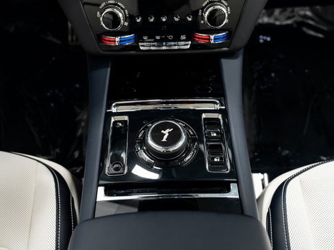 Used 2025 Rolls-Royce Spectre w/ Spectre Launch Package image 28