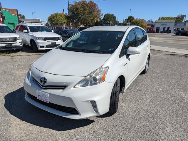 Used 2014 Toyota Prius V Three FWD image 21