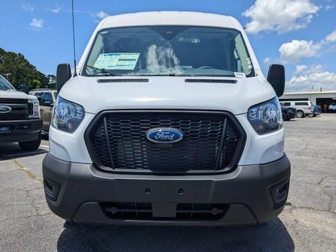 New 2025 Ford Transit 250 148 Medium Roof w/ Load Area Protection Package image 9