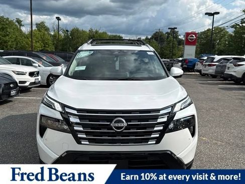 New 2026 Nissan Rogue Platinum w/ Platinum Premium Package AWD/4WD image 2
