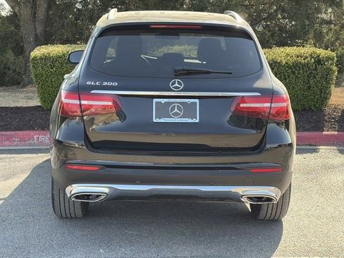 Used 2018 Mercedes-Benz GLC 300 image 5