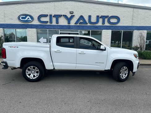 Used 2022 Chevrolet Colorado LT w/ Safety Package image 3