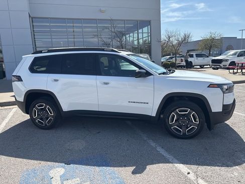 New 2026 Jeep Cherokee Limited AWD/4WD image 35