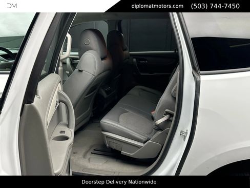 Used 2017 Chevrolet Traverse LS image 20