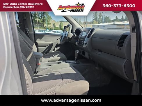 Used 2018 Nissan Frontier SV AWD/4WD image 21