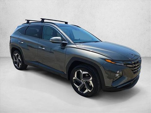 Used 2023 Hyundai Tucson Limited AWD/4WD image 2