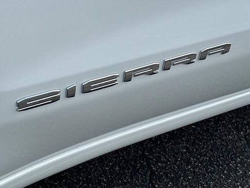 New 2025 GMC Sierra 1500 Pro w/ Graphite Edition AWD/4WD image 19