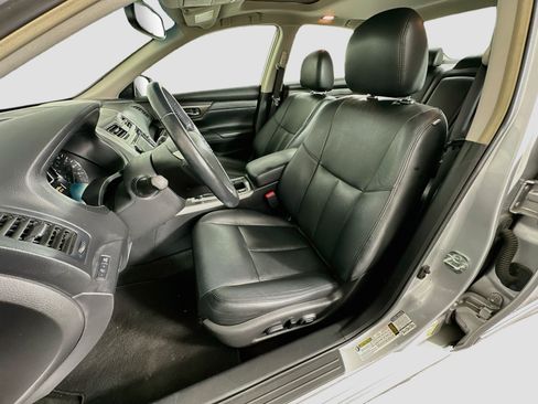Used 2013 Nissan Altima 2.5 SL w/ Technology Pkg FWD image 13