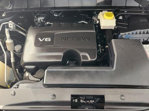 Used 2022 Nissan Pathfinder SV image 35