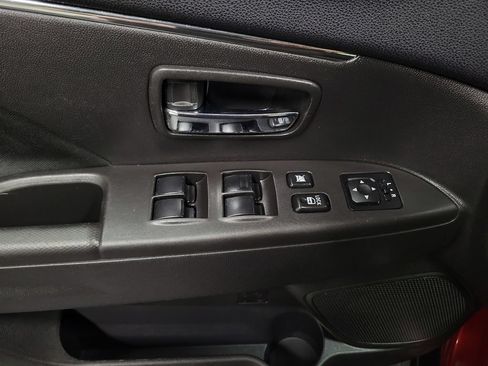 Used 2014 Mitsubishi Outlander Sport SE FWD image 26