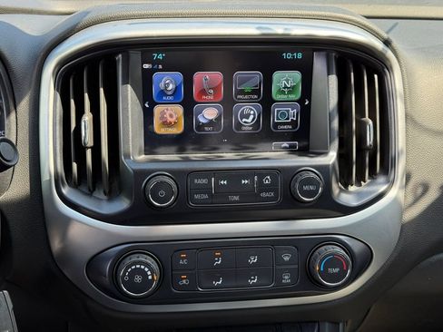 Used 2018 Chevrolet Colorado LT w/ LT Convenience Package RWD image 7