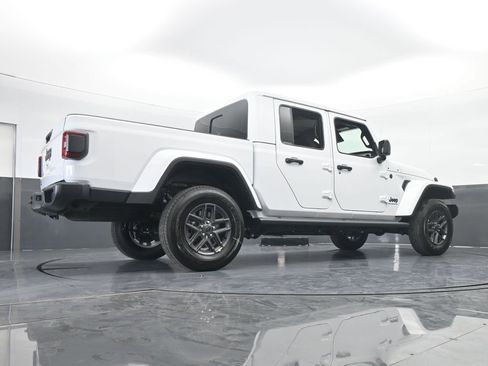 New 2026 Jeep Gladiator Sport image 52