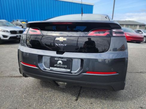 Used 2012 Chevrolet Volt FWD image 4