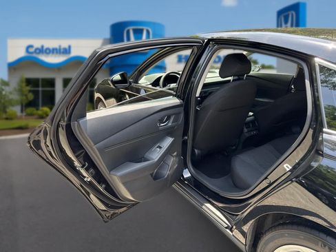 Used 2025 Honda Accord LX image 27