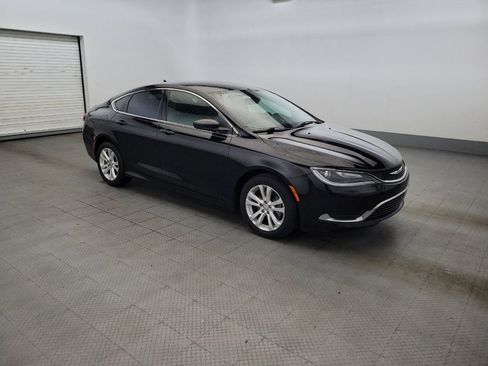Used 2017 Chrysler 200 Limited Platinum FWD image 11