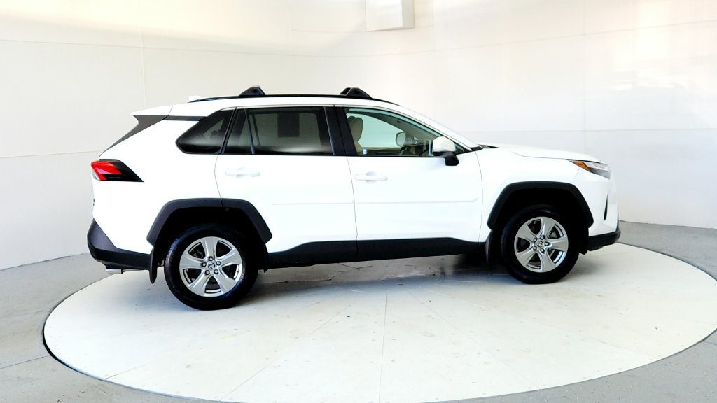 Certified 2024 Toyota RAV4 XLE w/ Convenience Package AWD/4WD image 6