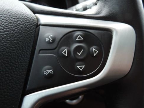 Used 2022 GMC Terrain SLT w/ Elevation Edition image 32