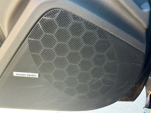 Used 2022 Subaru Impreza 2.0i Limited image 19