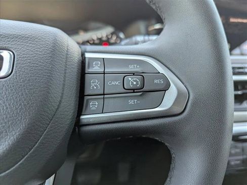 Used 2025 Jeep Compass Limited AWD/4WD image 14