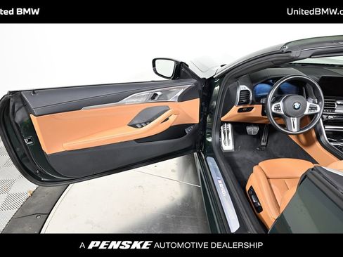 Used 2023 BMW M850i xDrive Convertible image 28