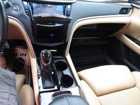 Used 2013 Cadillac XTS Luxury w/ Driver Awareness Package FWD image 35