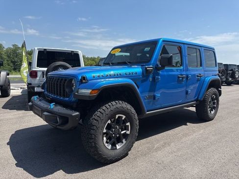 Used 2024 Jeep Wrangler Unlimited Rubicon 4xe AWD/4WD image 8