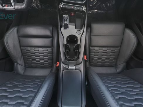 Used 2022 Audi RS e-tron GT w/ Carbon Performance Package AWD/4WD image 27