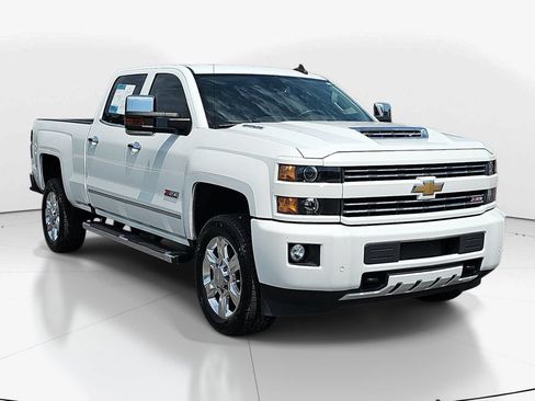 Used 2018 Chevrolet Silverado 2500 LTZ w/ Duramax Plus Package AWD/4WD image 3