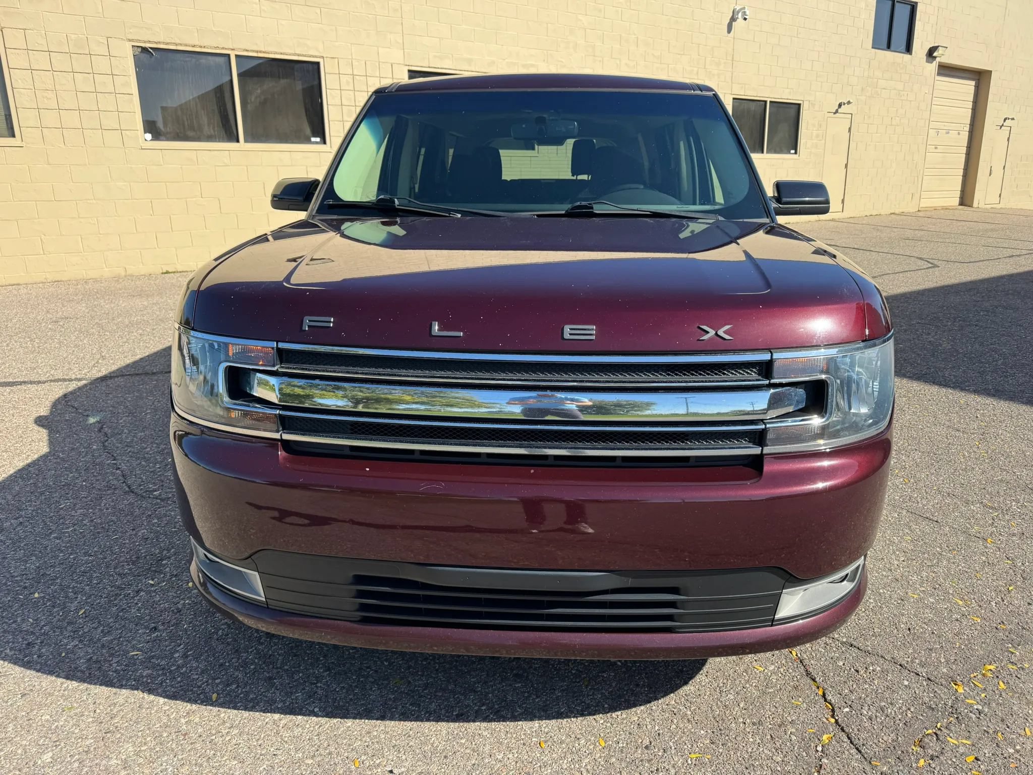 Used 2019 Ford Flex SEL FWD image 2
