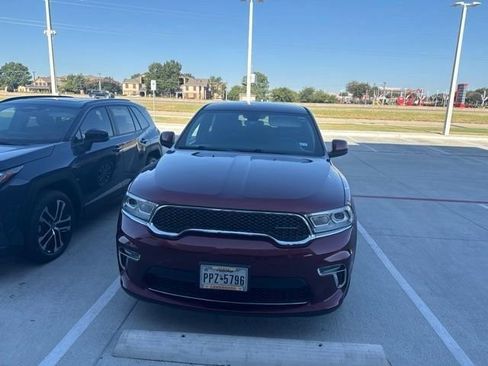 Used 2021 Dodge Durango SXT w/ 3rd Row Seating Group RWD image 3