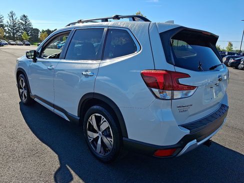 Used 2019 Subaru Forester Touring w/ Popular Package #3 AWD/4WD image 5