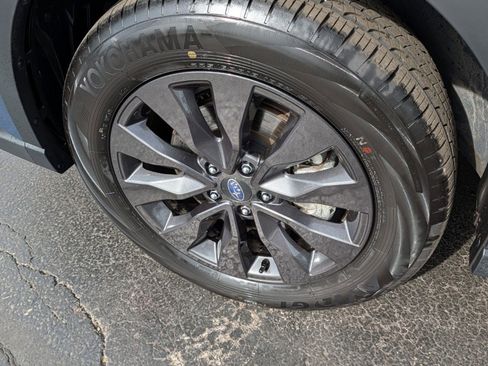 Used 2025 Subaru Outback Onyx Edition image 15