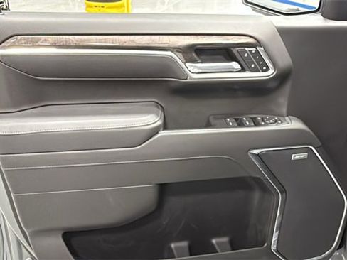 New 2026 Chevrolet Silverado 1500 LTZ w/ LTZ Premium Package image 9