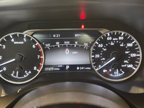 Used 2022 Nissan Rogue SL w/ SL Premium Package image 17