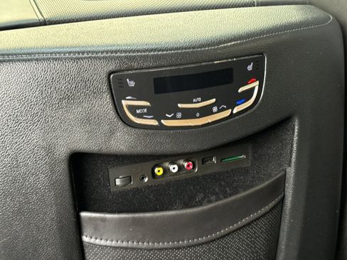 Certified 2016 Cadillac Escalade ESV Platinum image 14