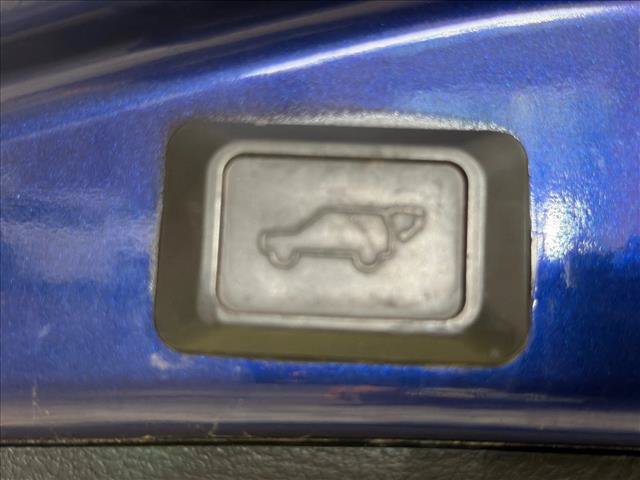 Used 2015 Toyota RAV4 Limited AWD/4WD image 21