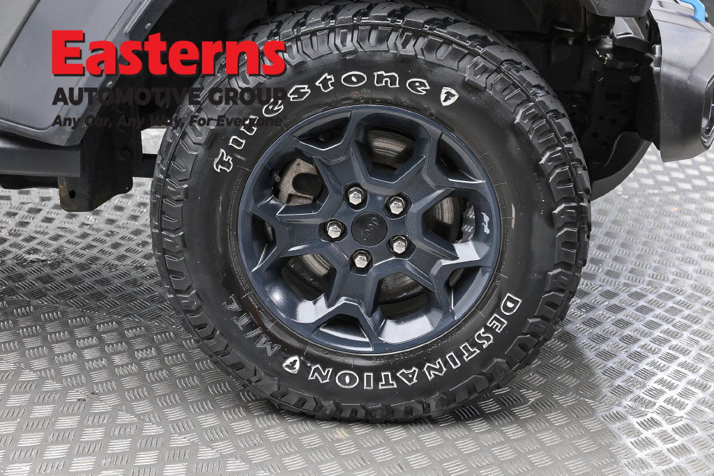 Used 2023 Jeep Wrangler Unlimited w/ Cold Weather Group AWD/4WD image 32