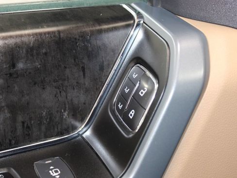 Used 2023 Ford F150 Lariat w/ Trailer Tow Package image 37