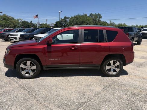 Used 2017 Jeep Compass High Altitude FWD image 3