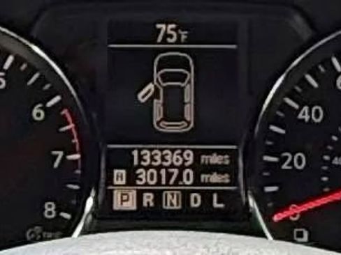 Used 2014 Nissan Rogue S w/ Convenience Package image 10