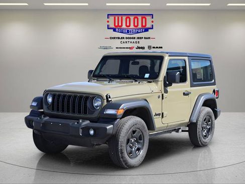 Used 2025 Jeep Wrangler Sport image 2