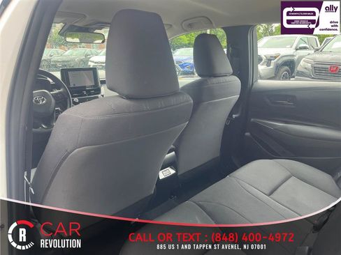 Used 2023 Toyota Corolla LE FWD image 31