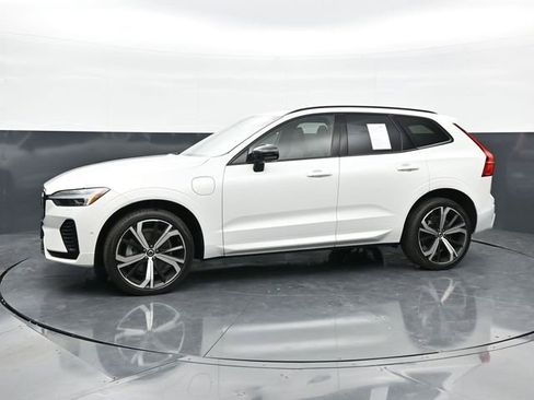 Used 2024 Volvo XC60 T8 Ultimate w/ Climate Package AWD/4WD image 6
