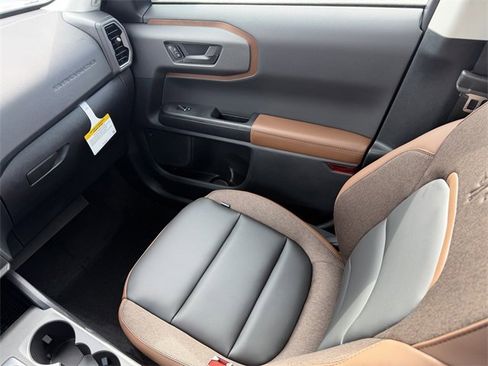 New 2025 Ford Bronco Sport Outer Banks w/ Outer Banks Tech Package+ image 19