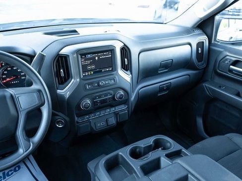 Used 2024 Chevrolet Silverado 1500 Custom w/ Turbomax Blackout Package image 17