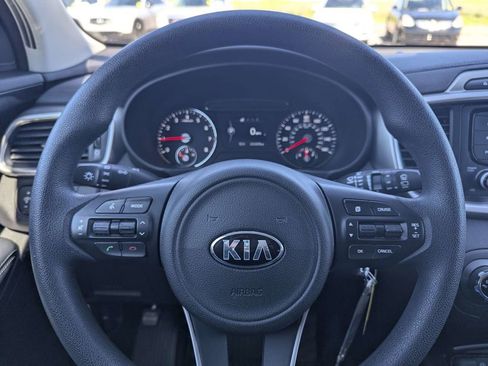 Used 2016 Kia Sorento LX image 27
